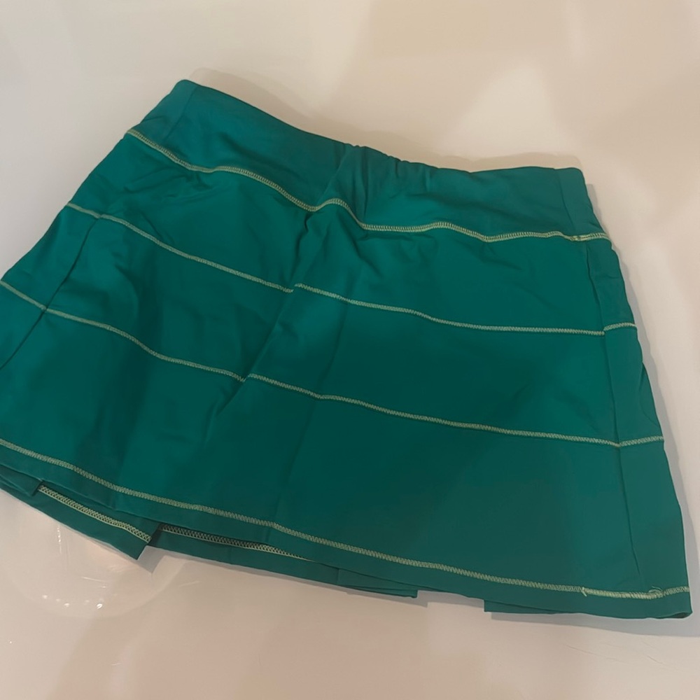 Halara skirt - size XS